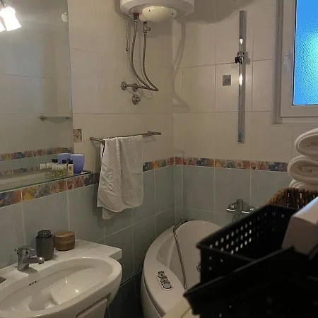 Deem-lux Apartment *