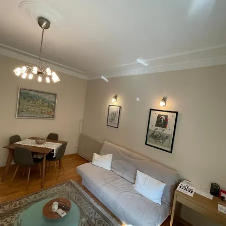 Deem-lux Apartment